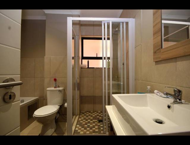 2 BEDROOM APARTMENT FOR SALE IN DIE HOEWES